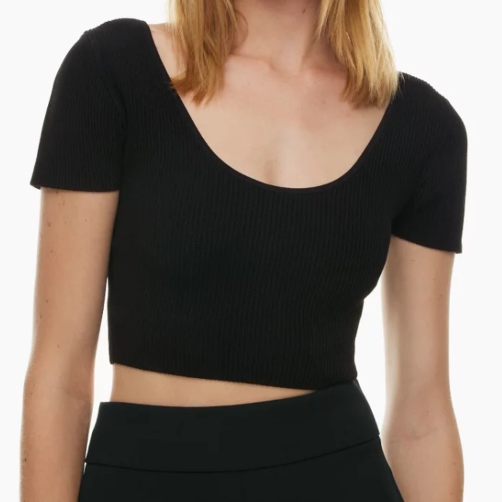 Babaton Black Ribbed Scoop-Neck Cropped Top